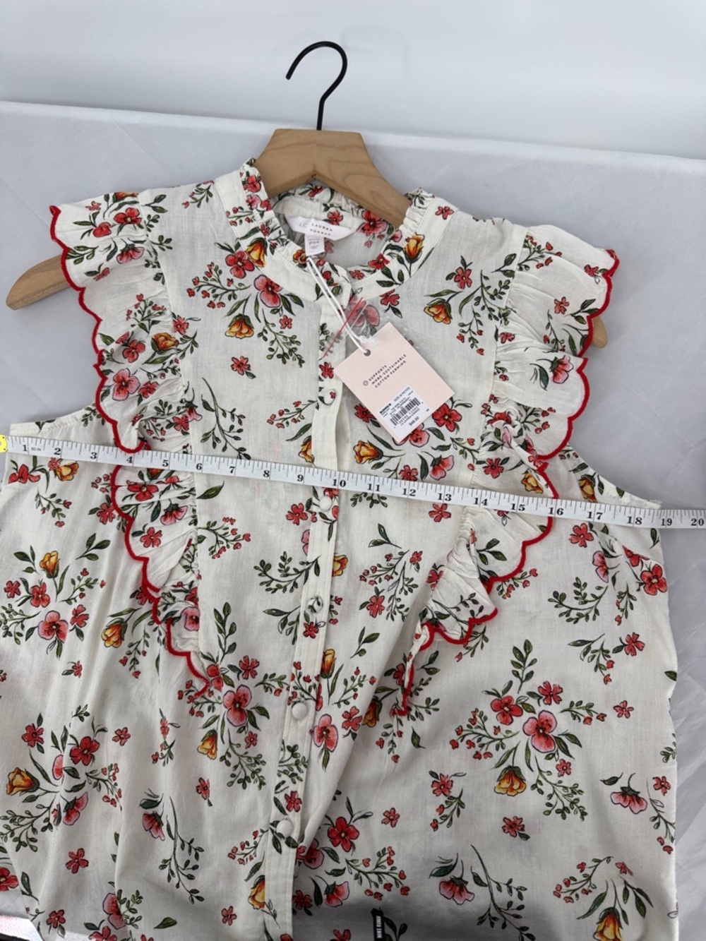 LC Lauren Conrad Floral Ruffle Sleeveless Blouse - White with Red Floral Trim - Picture 7 of 7